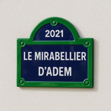 Plaque de rue Paris avec fronton