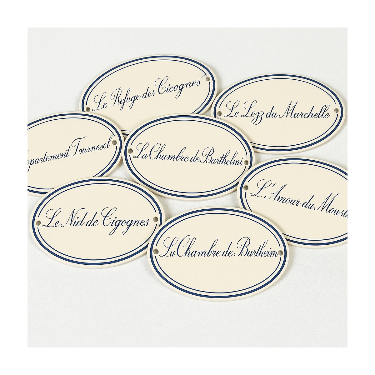 Pancarte pour habitation en émail - Matière métal forme originale