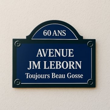 Plaque de rue Parisienne avec Fronton