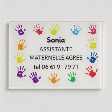 Assistante Maternelle - Mains