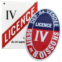 Plaque officielle License 4 en Email - à personnaliser pour de la déco